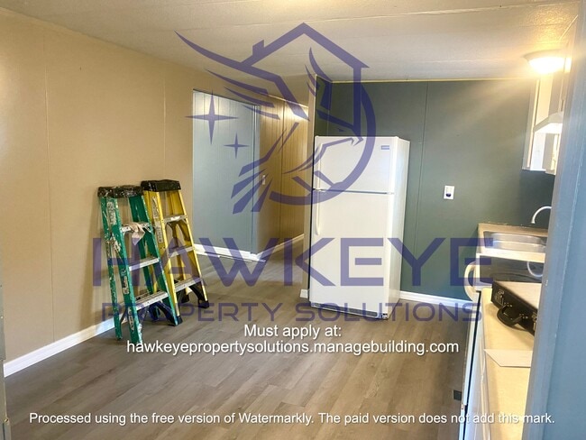 Photo - 110 Walnut Ln