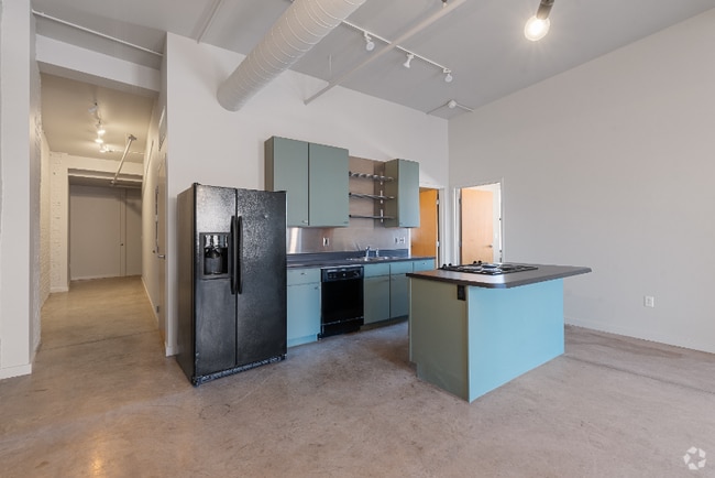 Building Photo - 1006 Olive St Rental