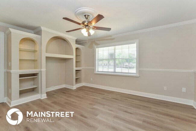 Photo - 2656 Beal St