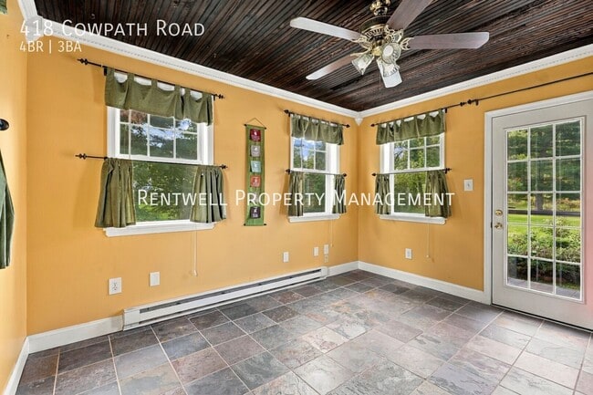 418 Cowpath Rd