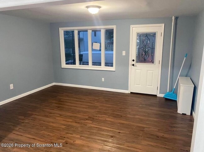 Photo - 588 Wilkes Barre St