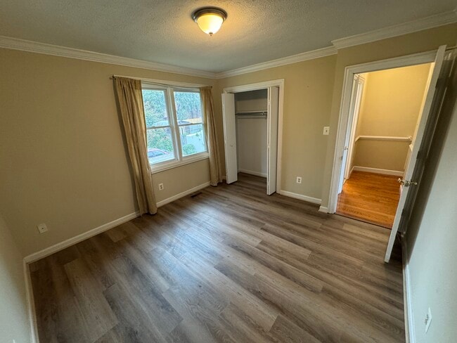 Photo - 109E Davis Ave SW