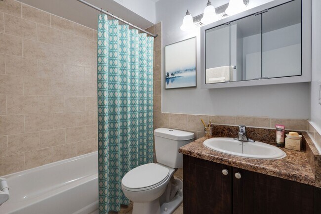 Photo - 600 & 620 Lolita Gardens