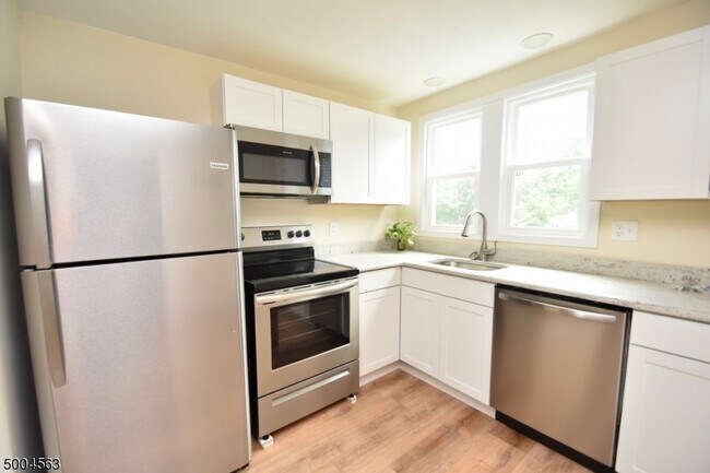 Photo - 5528 Berkshire Valley Rd