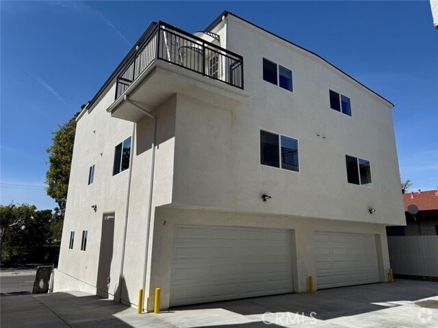 Building Photo - 11602 Valley View Ave Rental