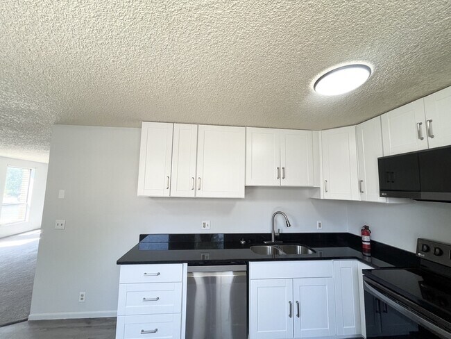 Photo - 1267 Crandall Ave S