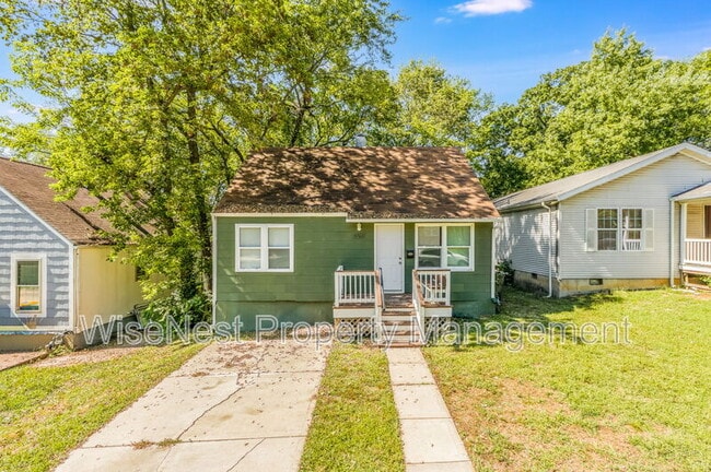 Photo - 5760 College Ave