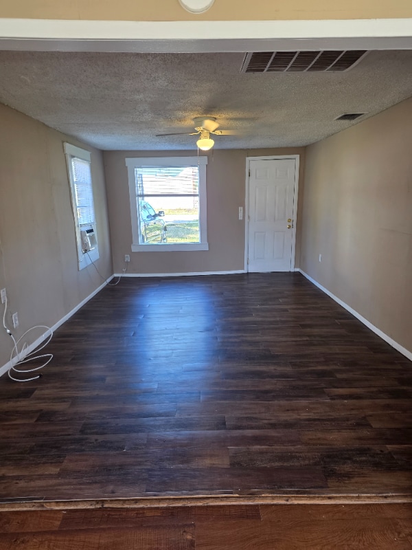 Photo - 2919 Maine Ave