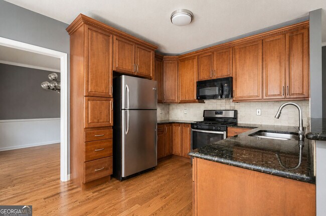 Photo - 105 Celia Ct