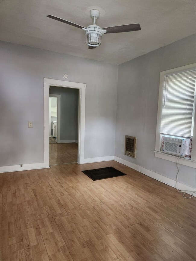 Photo - 103 E Cherry St Unidad B