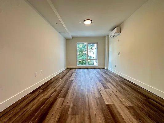 Photo - 1 bedroom in BRONX NY 10463 Unit 109