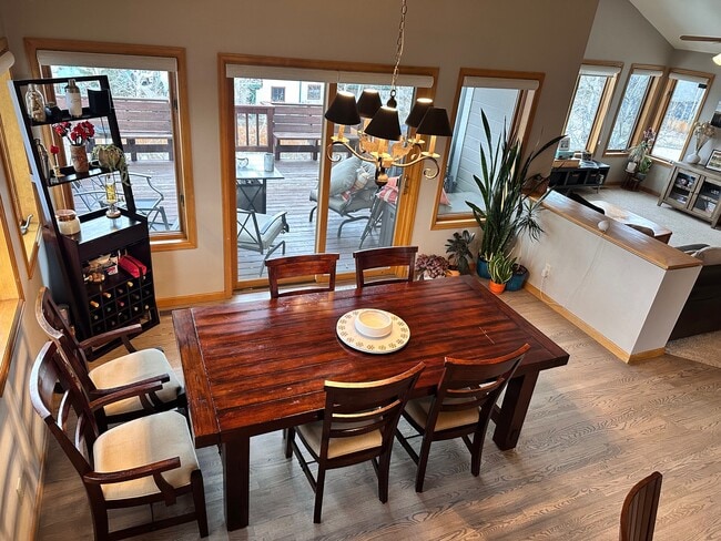 Photo - 318 Blackberry Ln