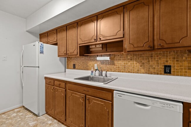 Photo - 5613 Banbury Ct
