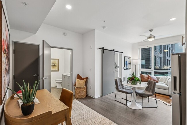 Photo - Koz on Alderwood Mall Blvd