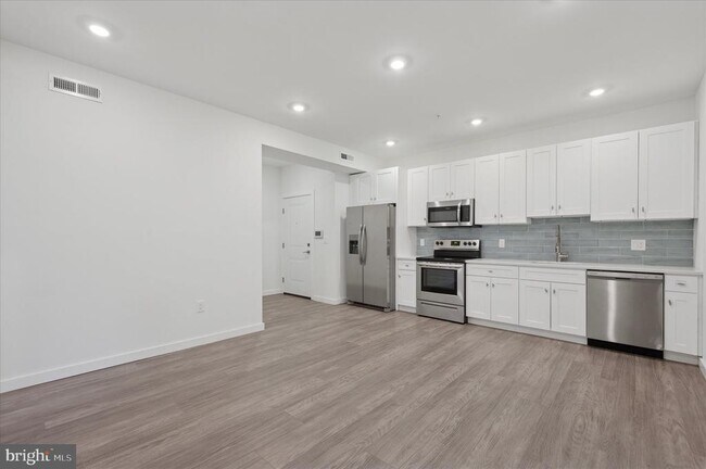 Photo - 1617 Ridge Ave Unit C