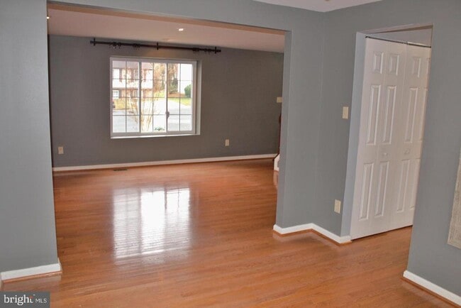 Photo - 9400 Wrought Iron Ct