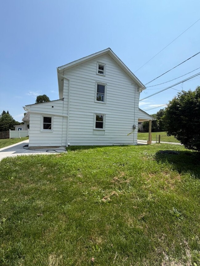 Photo - 3777-3783 Huckleberry Road Unidad 3779