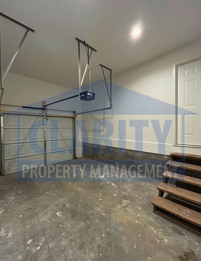 Photo - **1004 Whisperwood Trail NE