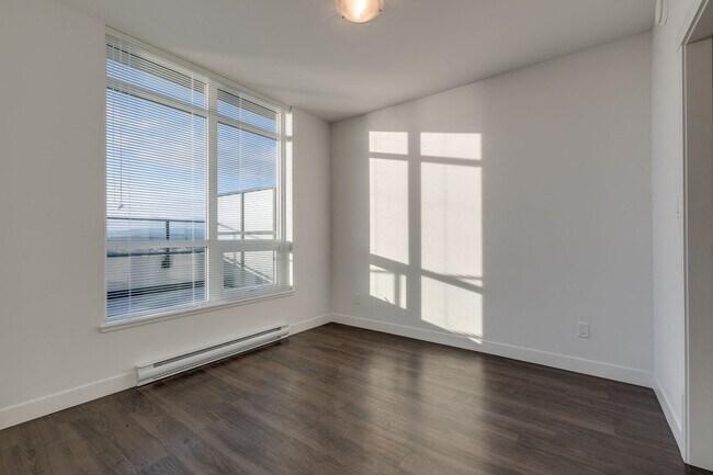 Photo - Hudson Walk Two