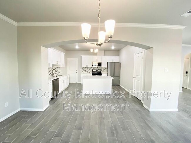 Photo - 4723 Amal Saleh Dr