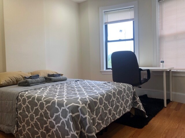 Photo - 179 Northampton St Unit 3