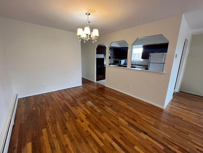 Photo - 2735 E 23rd St