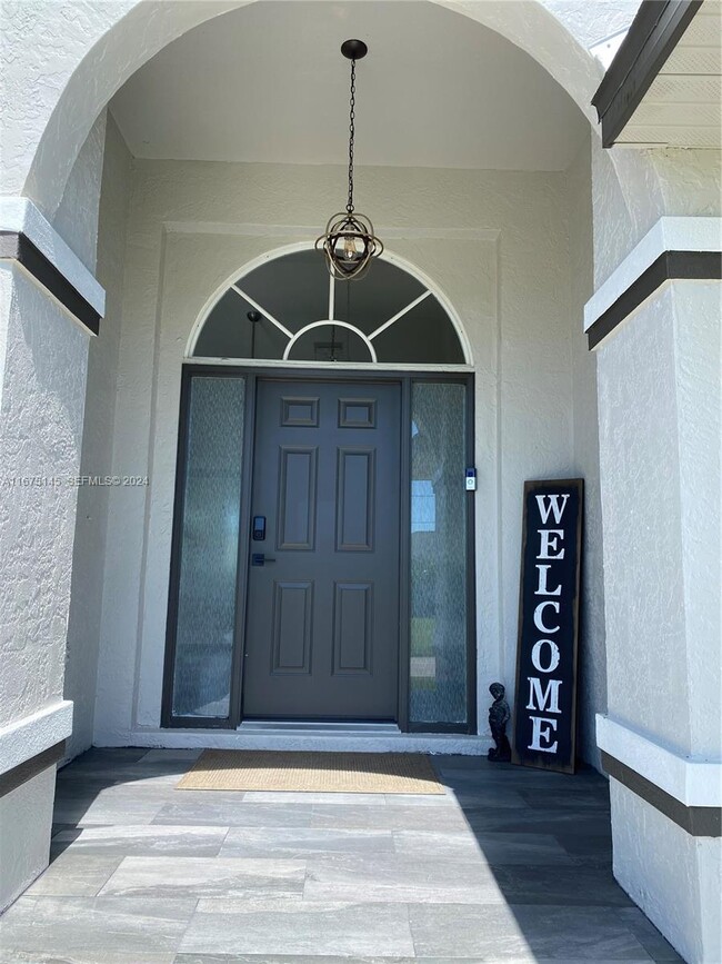 Photo - 1076 Rotonda Cir