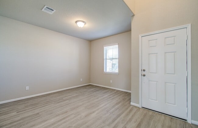 Photo - 8403 Moonlight Bay Cir