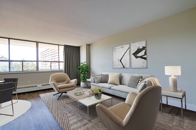 Photo - 4500 Jane St