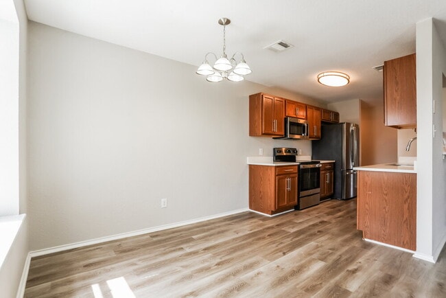 Photo - 105 Altamont St