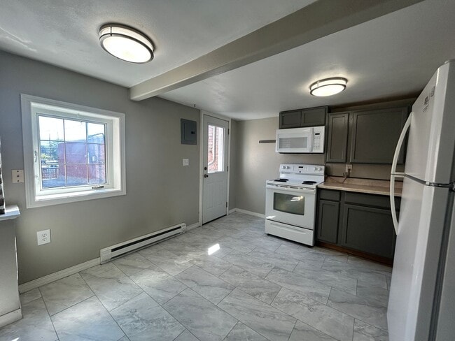 Photo - Large 1 bed 1 bath in downtown Hamilton