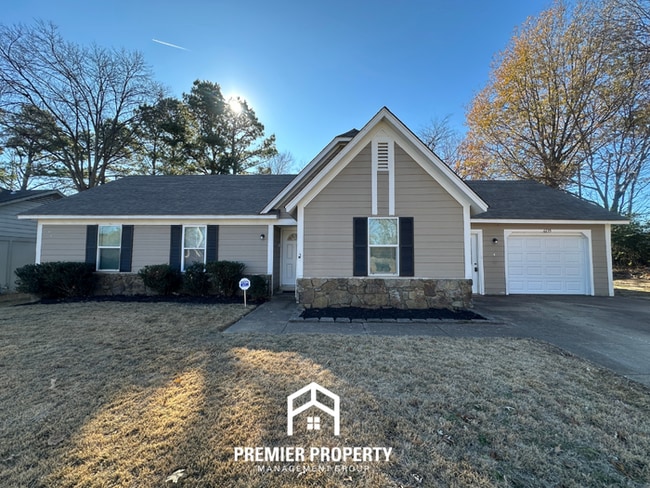 Building Photo - 6235 Shade Tree Dr