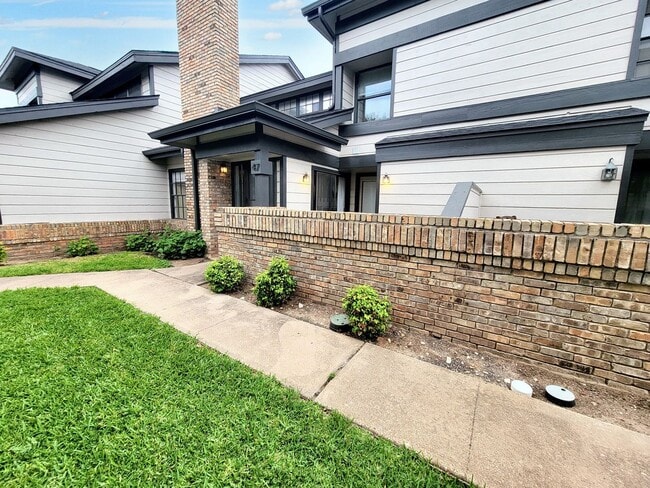 Photo - 1748 Ohlen Rd