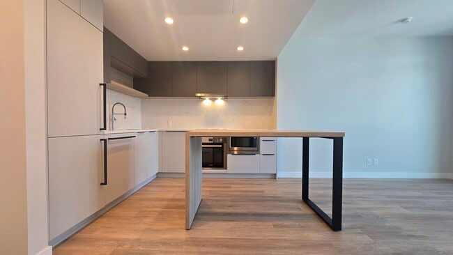 Photo - 567 Emerson St Unit 3108