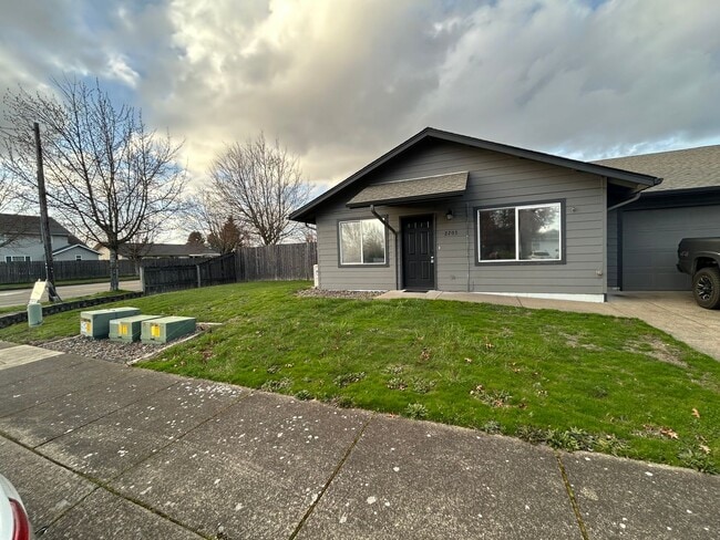 Photo - Beautifully Remodeled 2 Bedroom 1 Bath Duplex w/ Large Yard!! Pets are welcome! Electric car char...