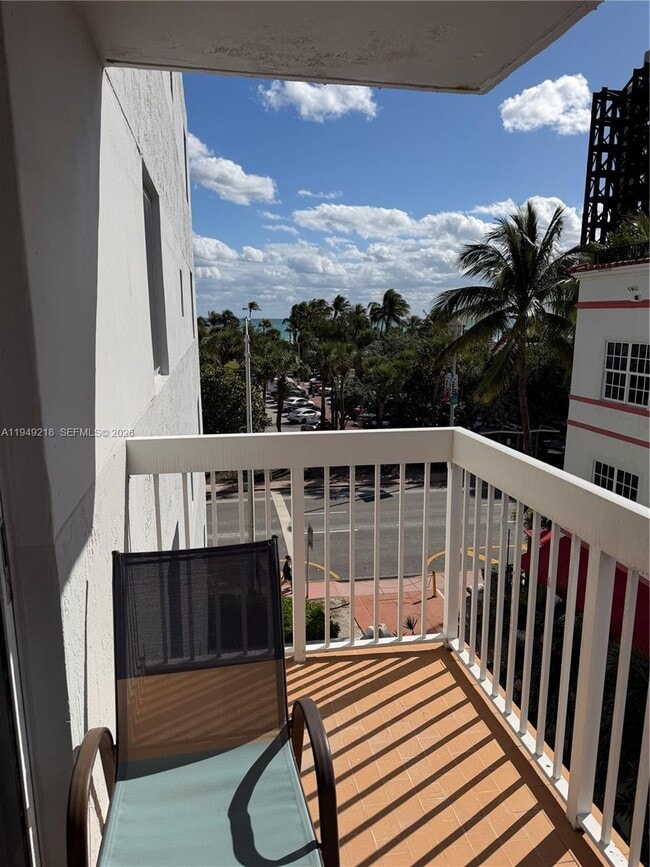 Photo - 3588 Collins Ave Unit 404