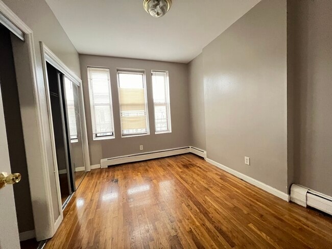 5110 Palisade Ave 10 - 5105 Palisade Ave Unit 10