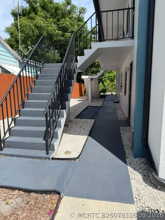 626 S K St Unit 3