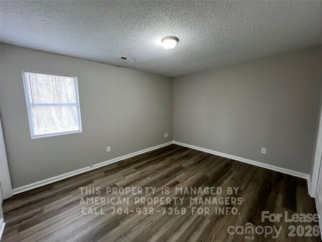 Photo - 318 Rustic Rd