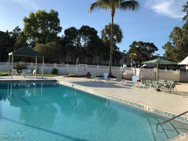 Building Photo - 1382 Wildwood Lakes Blvd Unit 1 Rental