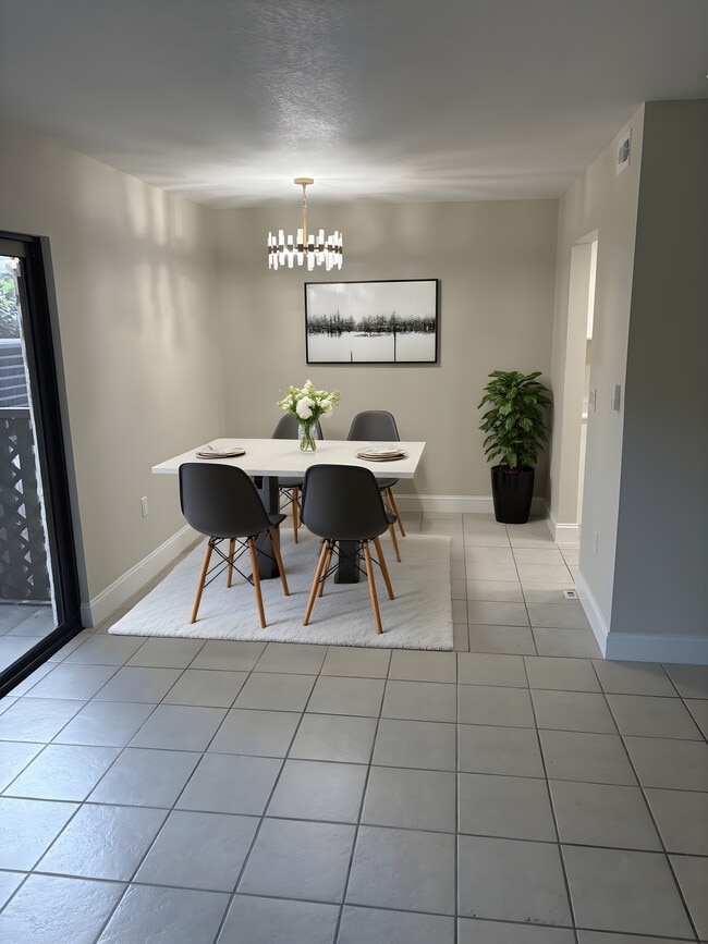 Photo - 11410 8th Way N