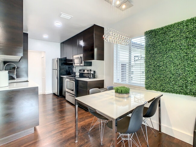 Photo - 2714 SW 36th Ave Unit A