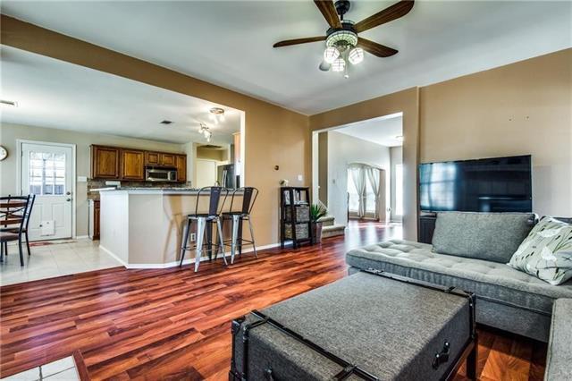 Photo - 604 Aspen Way