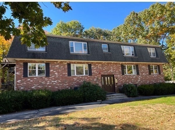 Building Photo - 29 Sherman St Unit 1