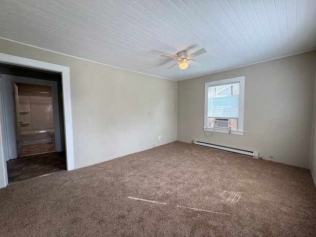 Photo - 2 Bedroom, 1 Bathroom House in High Point!