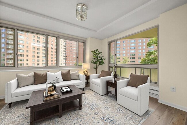 Photo - 4101 Cathedral Ave NW