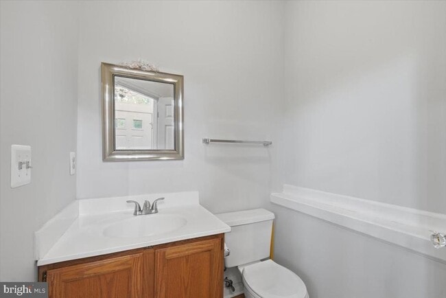 5718 Croatan Ct