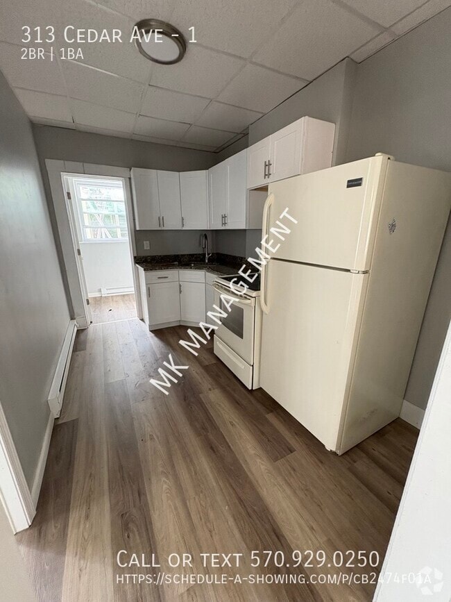 Building Photo - 313 Cedar Ave Unit 1 Rental