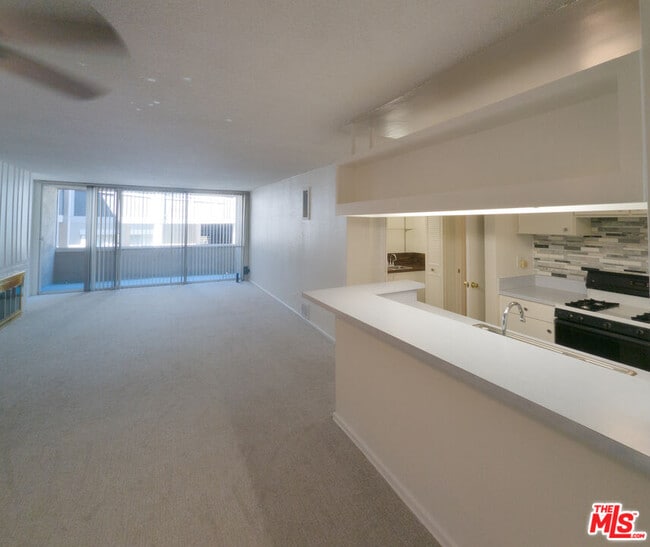 Photo - 6315 Green Valley Cir Unidad 210