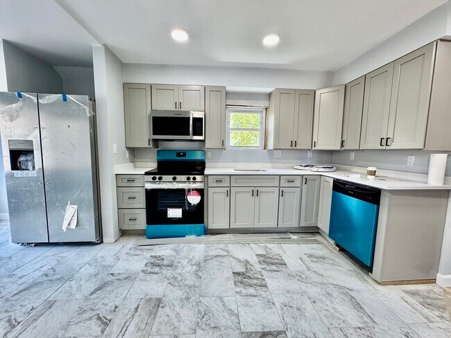 Photo - 201 Belmont St Unit B